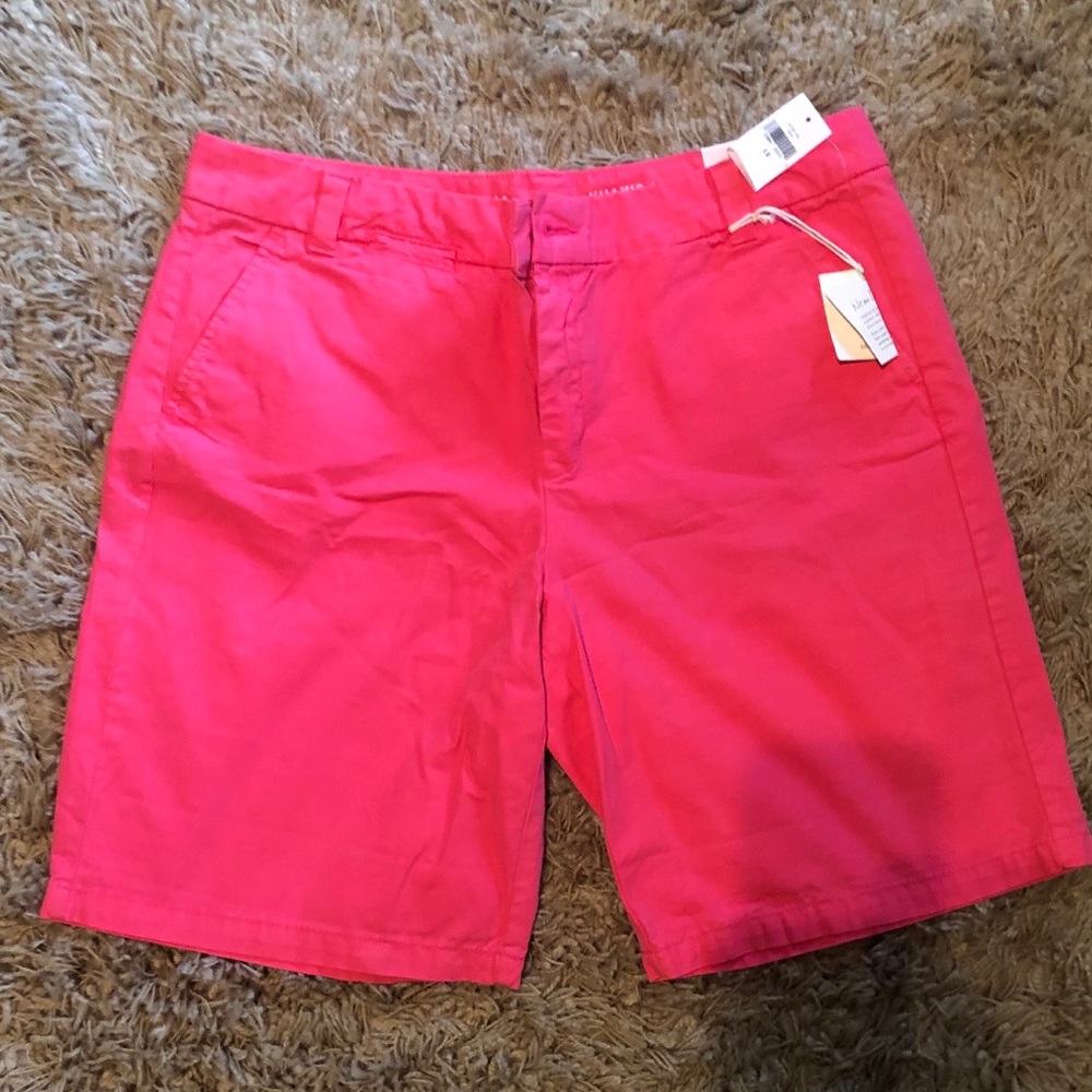 NWT- Gap boyfriend roll-up shorts